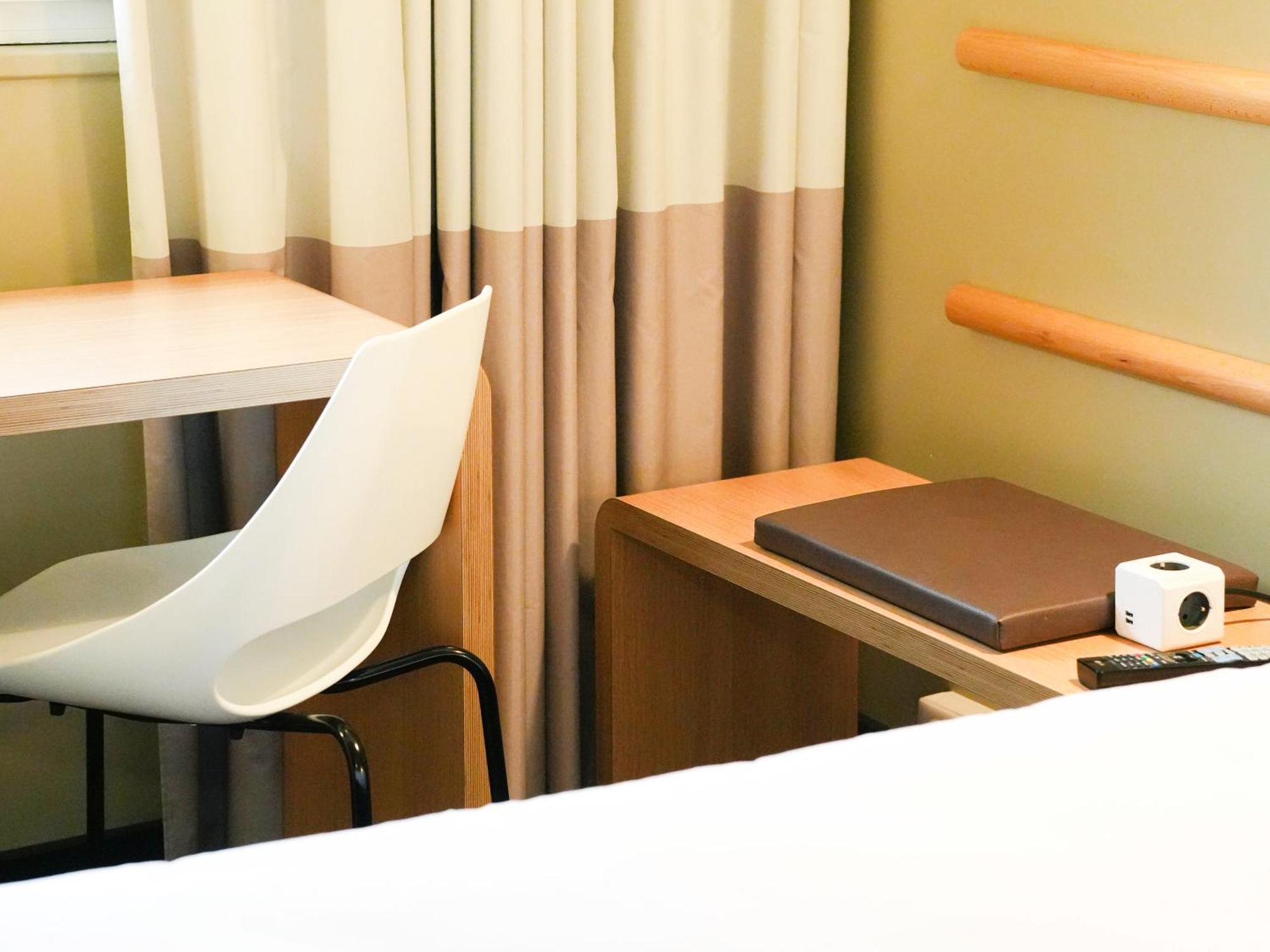 Ibis Caen Porte D'Angleterre Экстерьер фото